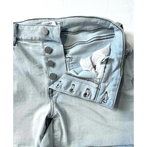 NINE WEST Light Blue High Rise Denim Shorts with Buttons Front Women's Shorts 4 - Picture 5 of 14